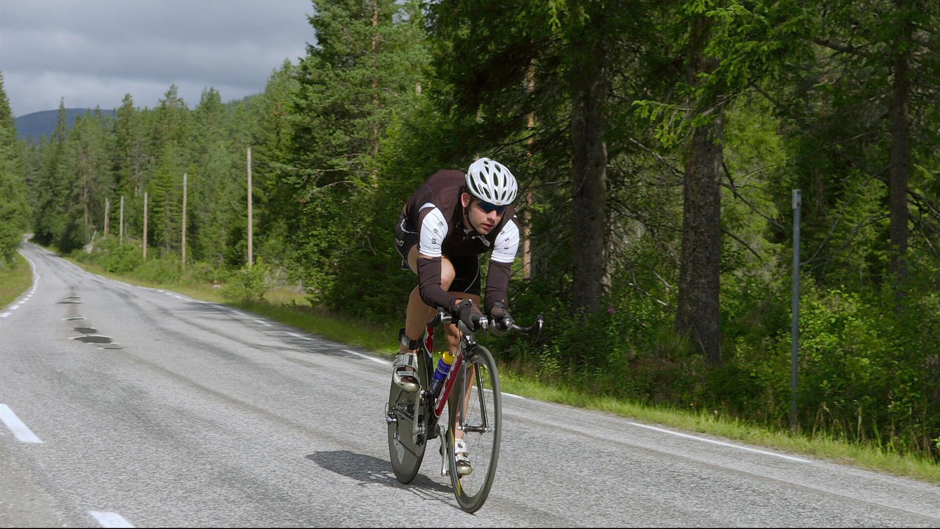 开云体育世界杯-欧冠半决赛之夜，加维全场最佳无争议，少年以热血浇灌绿茵史诗