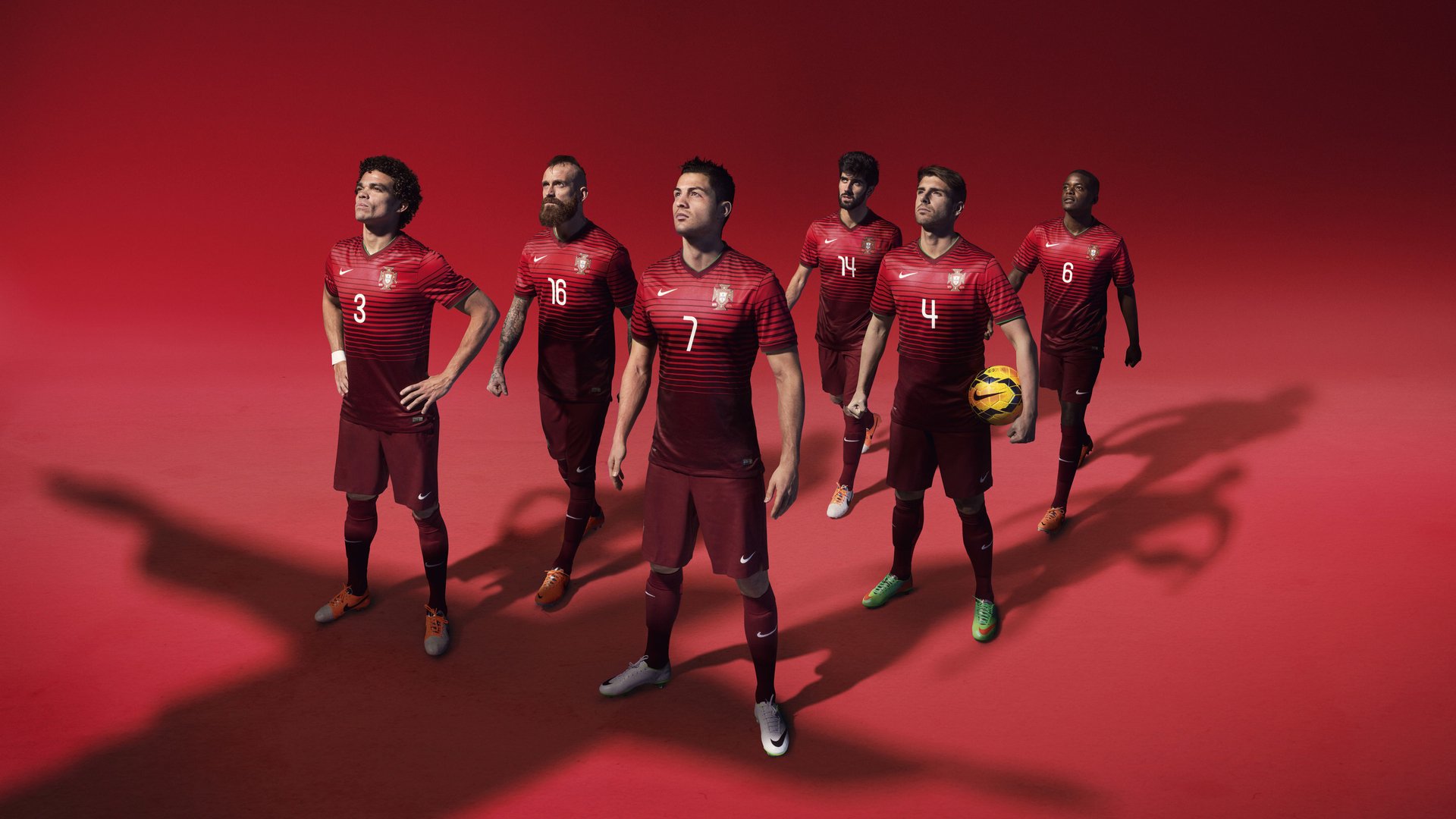 开云APP-欧冠决赛之夜,浓眉稳定输出不掉线,在喧嚣世界锚定自我的艺术 第2张 开云APP-欧冠决赛之夜,浓眉稳定输出不掉线,在喧嚣世界锚定自我的艺术 第2张